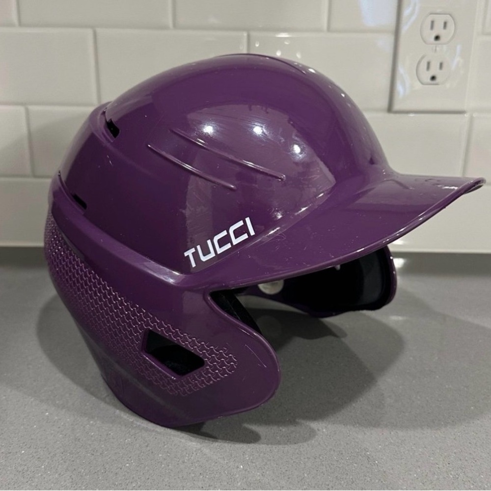 Tucci Men’s Purple Baseball Helmet size SR
